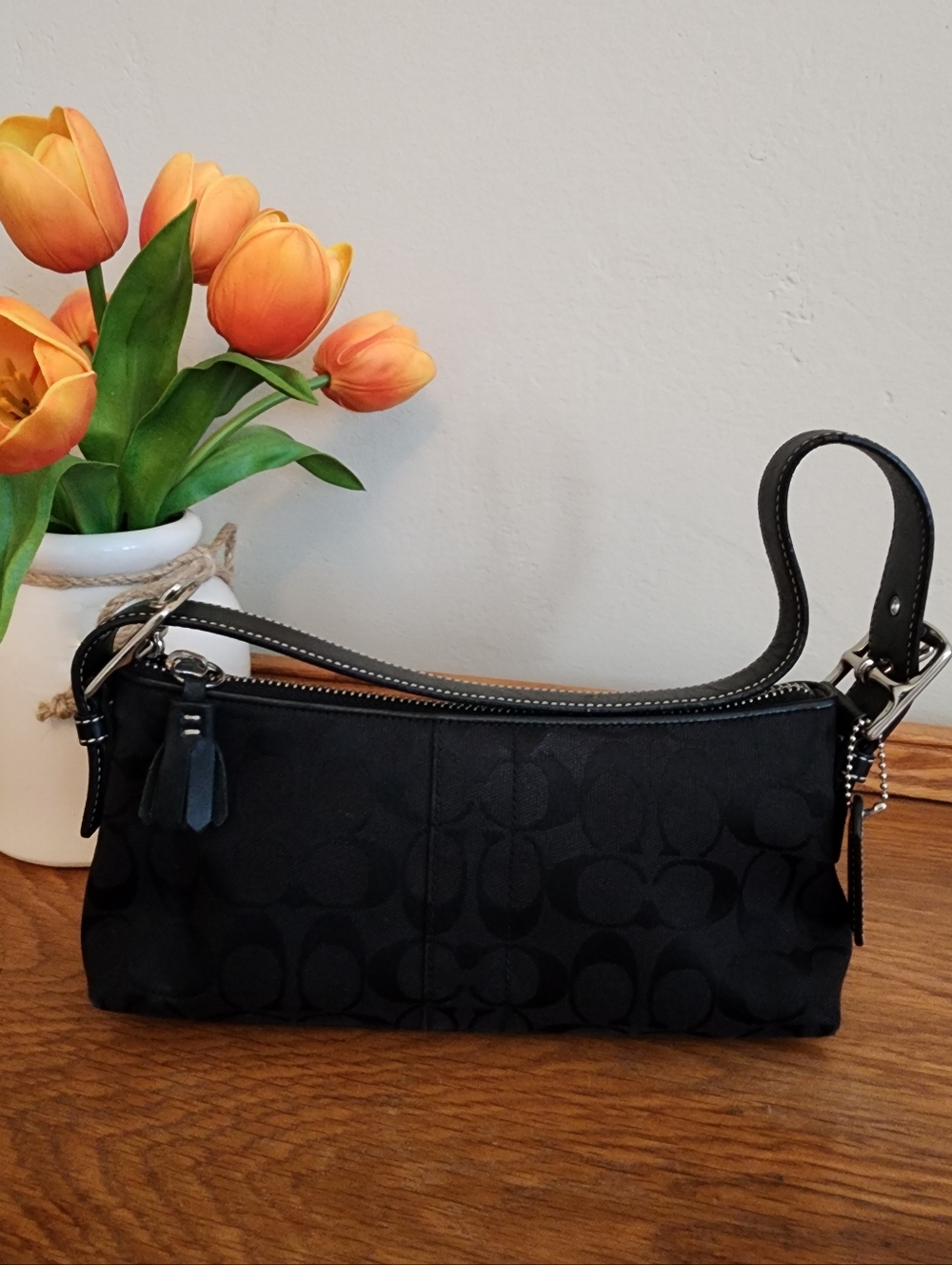 👜VINTAGE COACH Hampton signature jacquard! LIKE NEW! Black, Leather COACH Tag